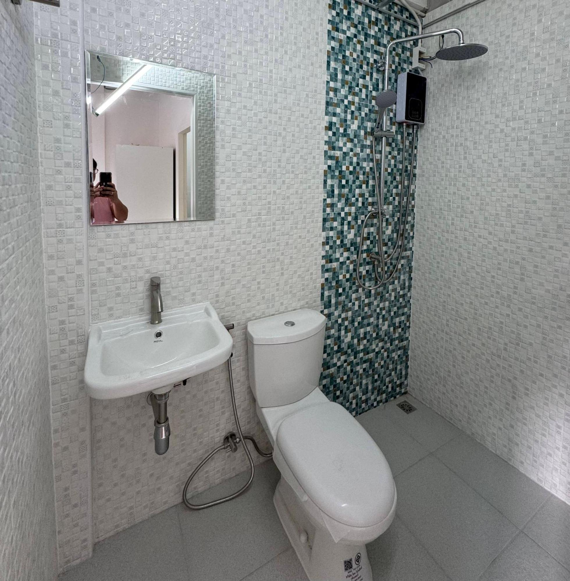 Twenty Two Place Hostel - Sukhumvit 22 بانكوك المظهر الخارجي الصورة